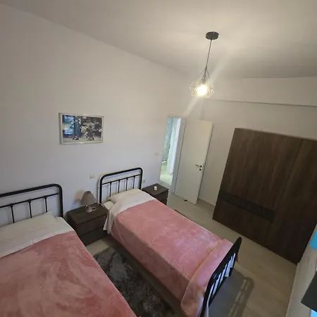 Sugar Stone House *